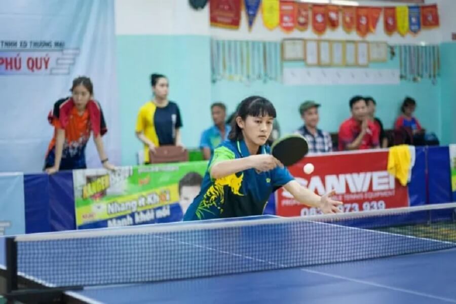 Lợi Ích Của Việc Sử Dụng Thảm Bóng Bàn 