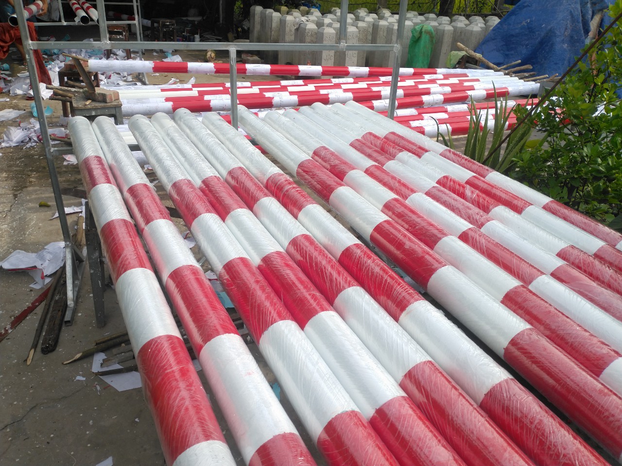 Phần trụ cột – Khung vững chắc cho mọi biển báo giao thông