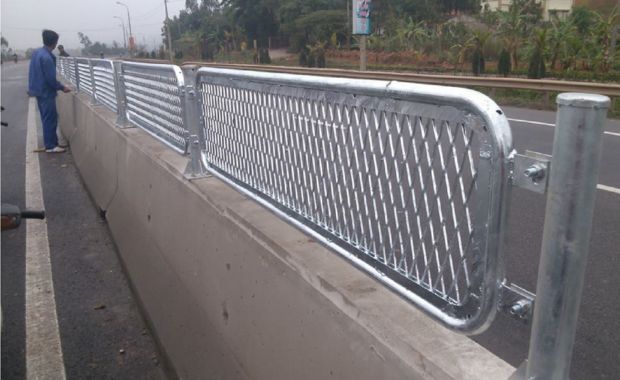 Thi Công Lưới Chống Chói Giao Thông