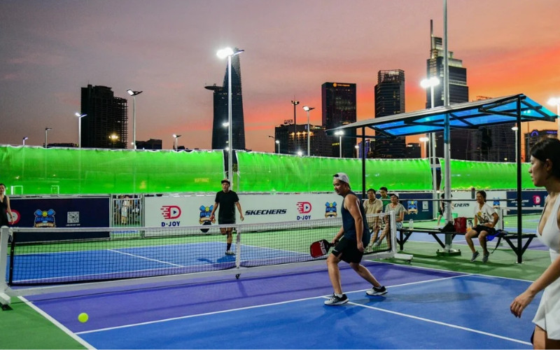 Quy định chiếu sáng sân thi đấu pickleball