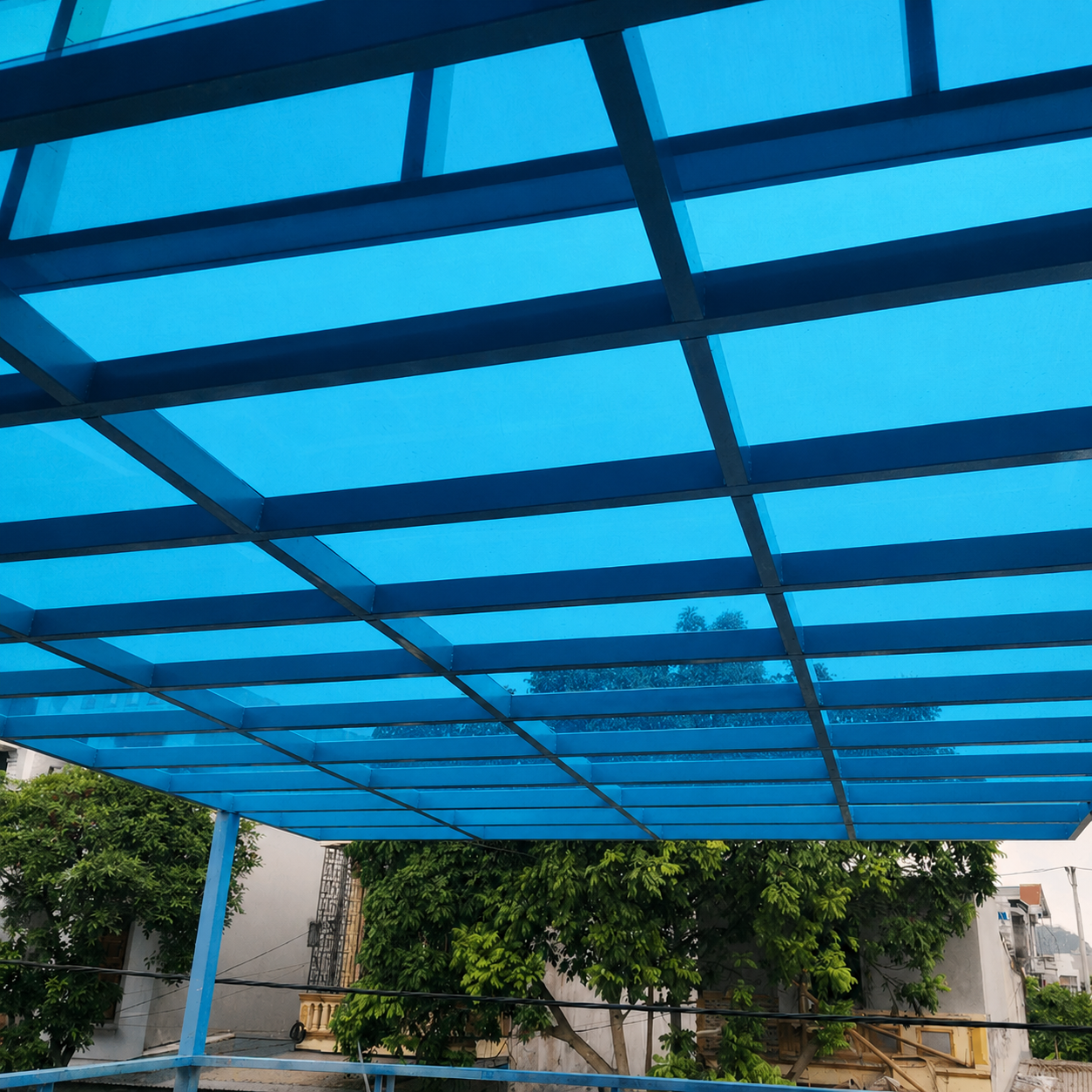 Mái Lợp Lấy Sáng Canopy Sân Sảnh Có Ưu Điểm Gì?