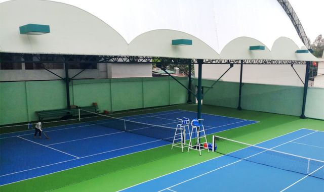 thi công mái canopy sân tennis