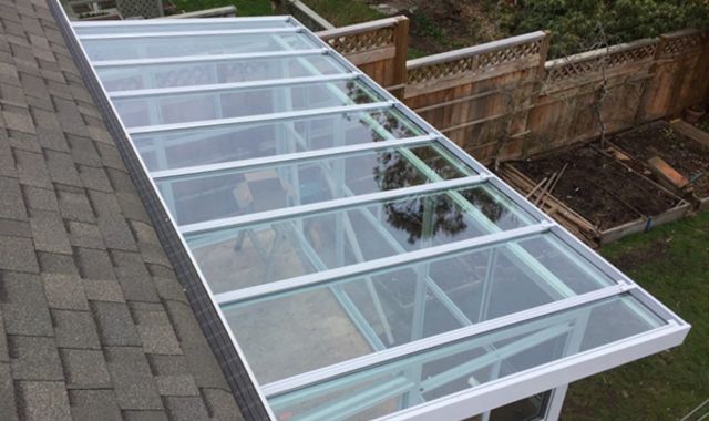 tấm nhựa thông minh polycarbonate đặc ruột
